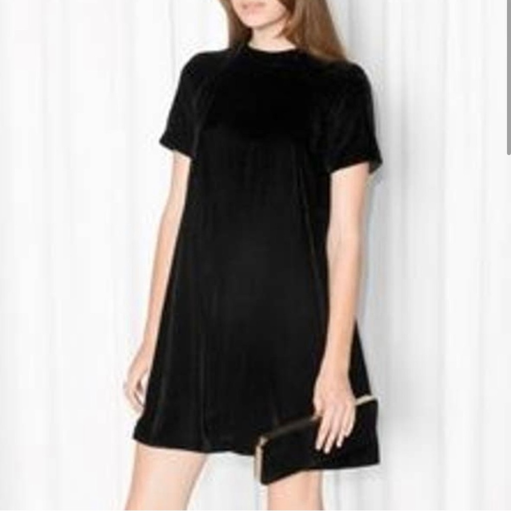 & Other Stories Paris Atelier Size 6 A line Black Velvet Dress Mock Neck